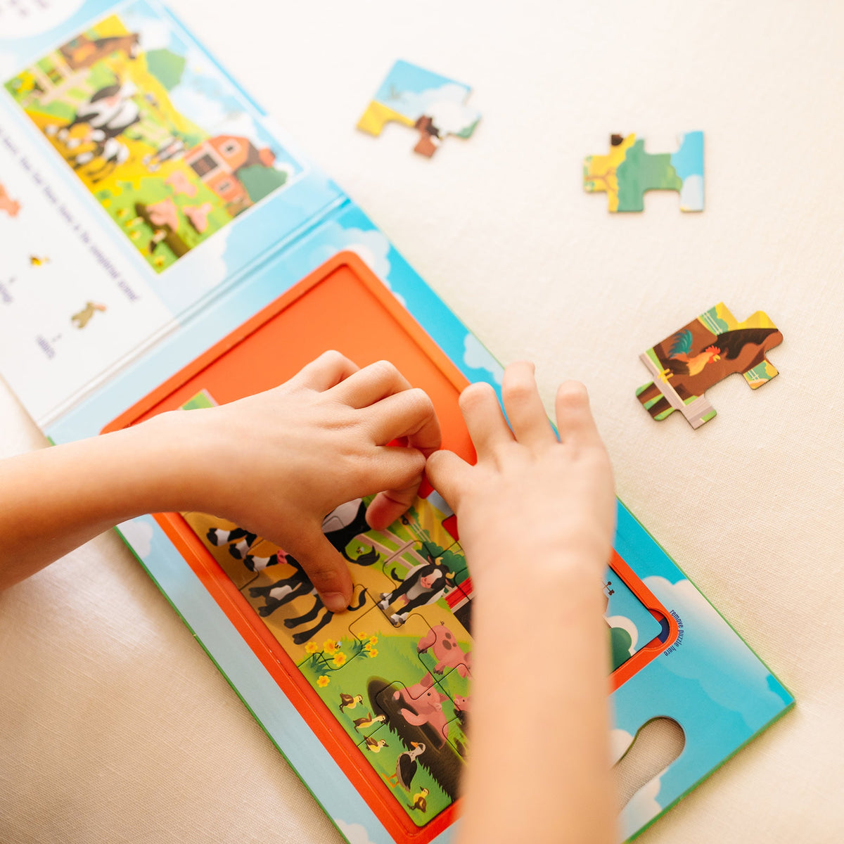 Take-Along Magnetic Jigsaw Puzzles – On the Farm product image 2
