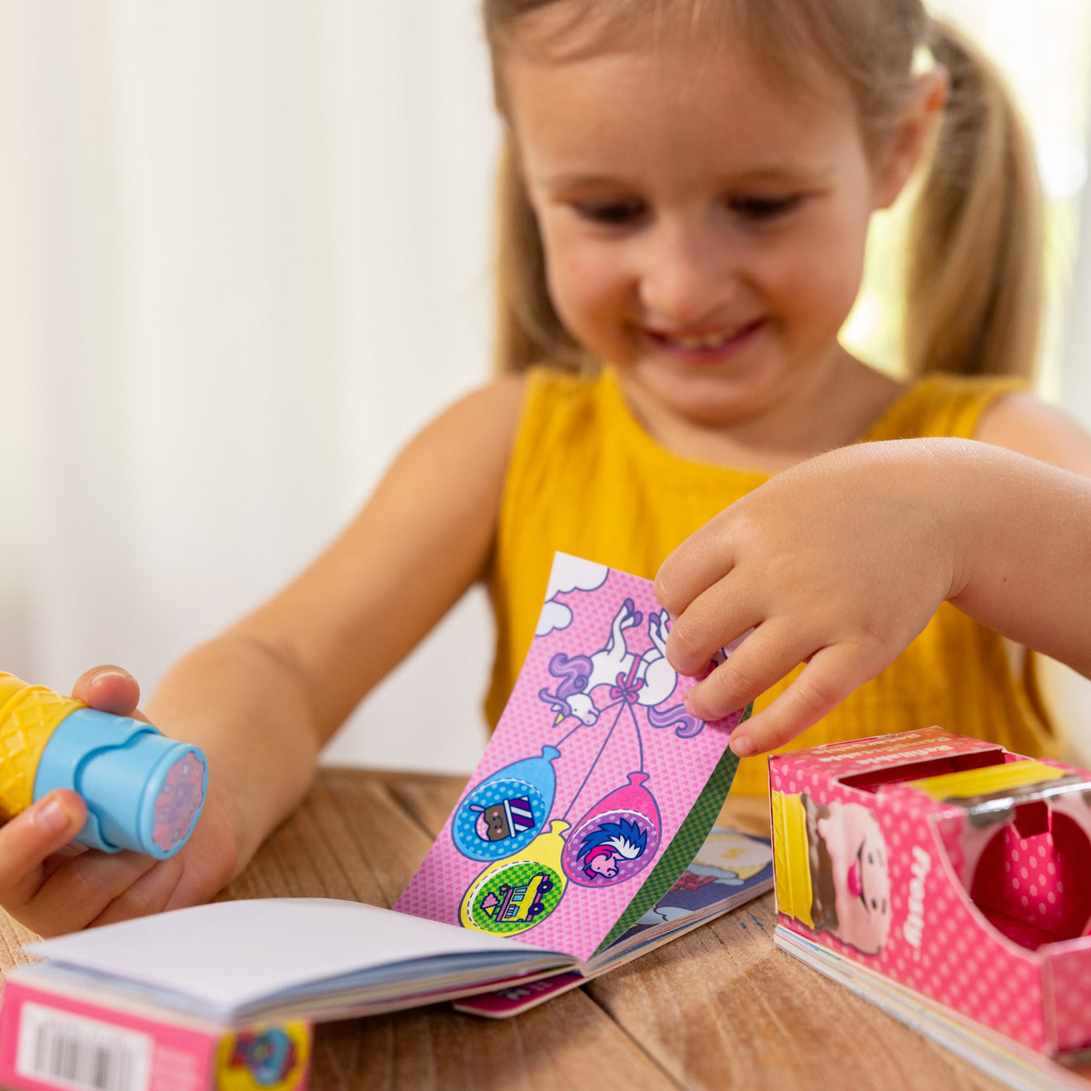 Sticker WOW!™ Ice Cream Bundle: Activity Pad & Sticker Stamper + Mini Activity Pad and 200 Refill Stickers product image 8