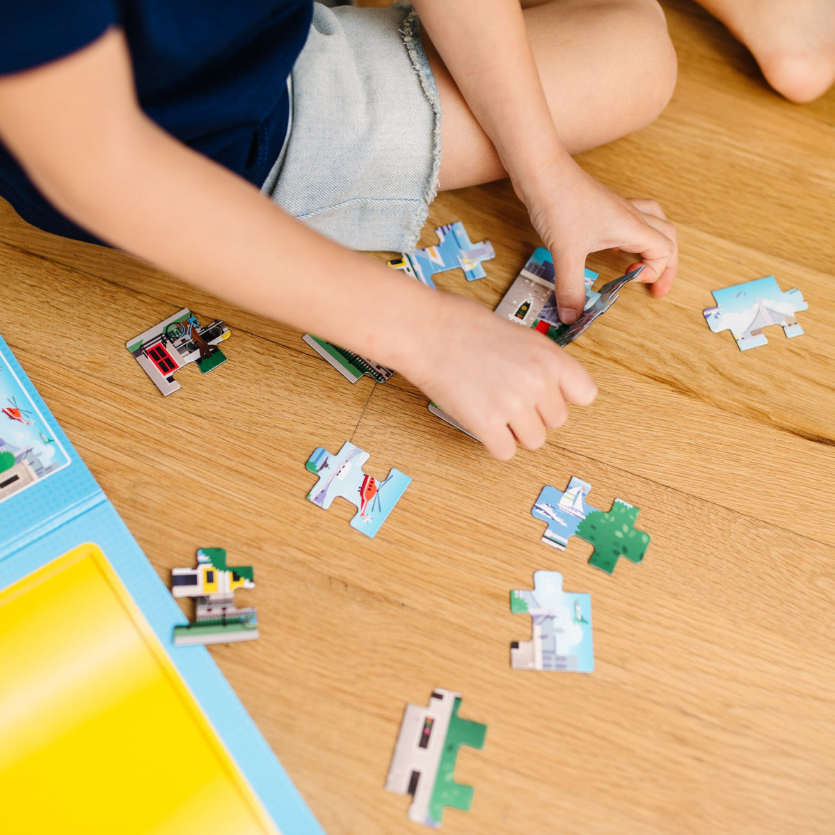 Take-Along Magnetic Jigsaw Puzzles – Vehicles product image 5