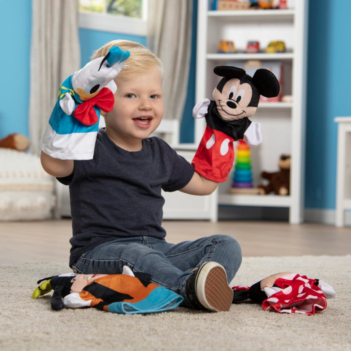 Disney Mickey Mouse & Friends Soft & Cuddly Hand Puppets product image 2