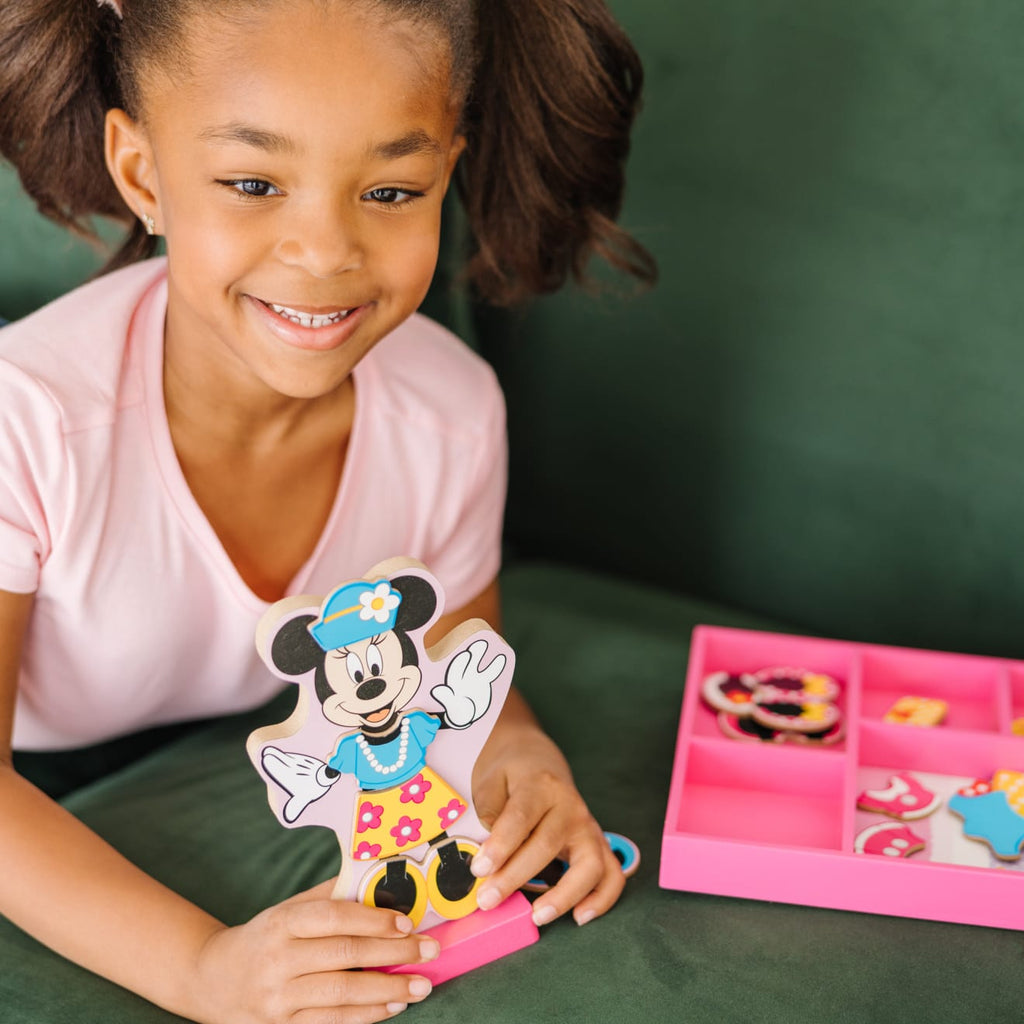 Disney Minnie Wooden Magnetic Dress-Up product image 5