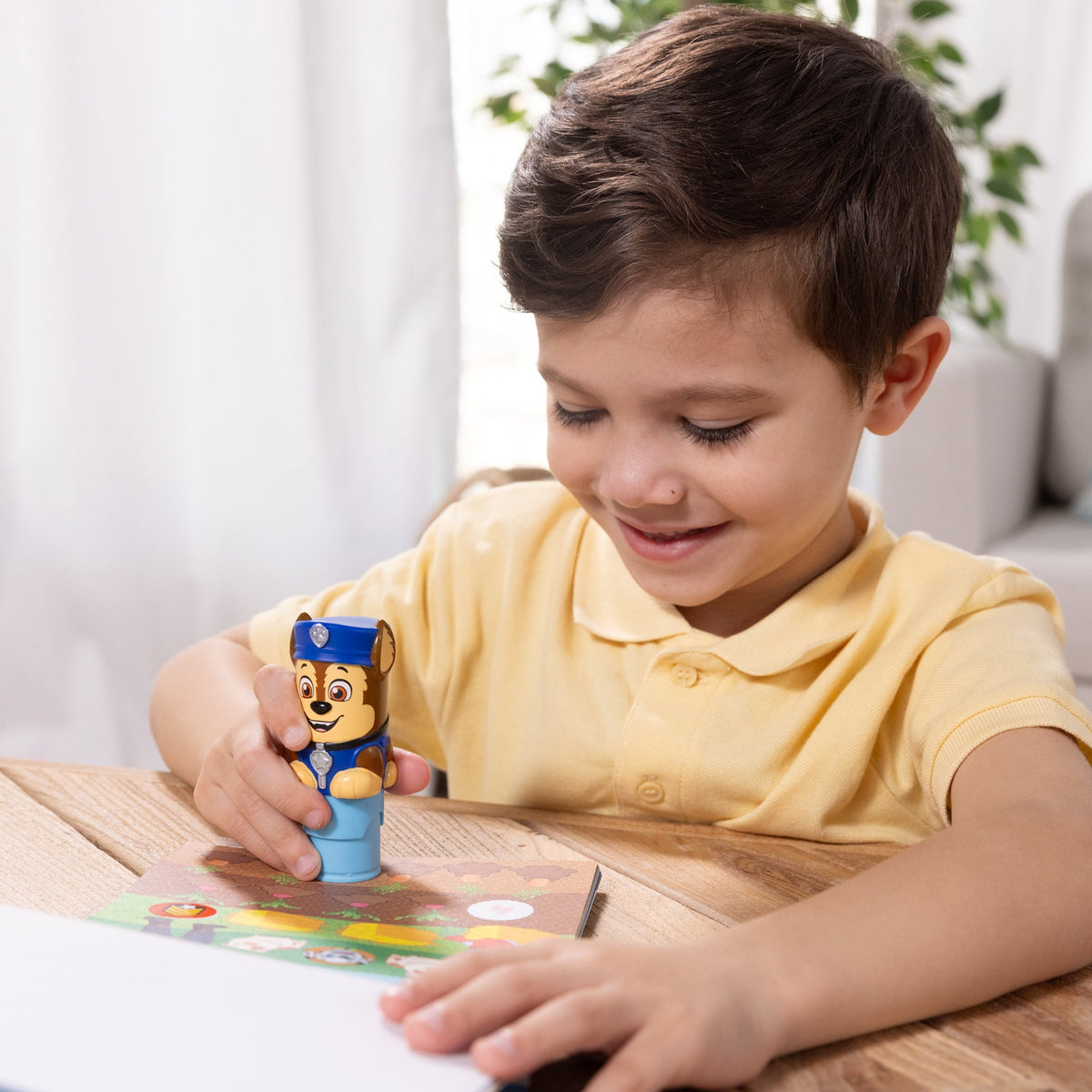Sticker WOW!™ Activity Pad & Sticker Stamper - PAW Patrol Chase product image 7